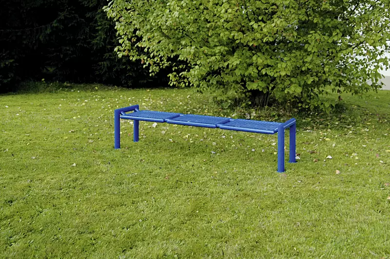 Sitzbank SEVERO ohne Rückenlehne in RAL 5017 verkehrsblau