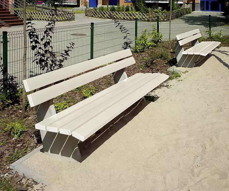 sitzbank-sicilia__shoKAT0043554 Sitzbank SICILIA mit Rückenlehne, Belattung mit PVC-Leisten, mit Stahleinlage, in cremeweiß ähnlich RAL 9001