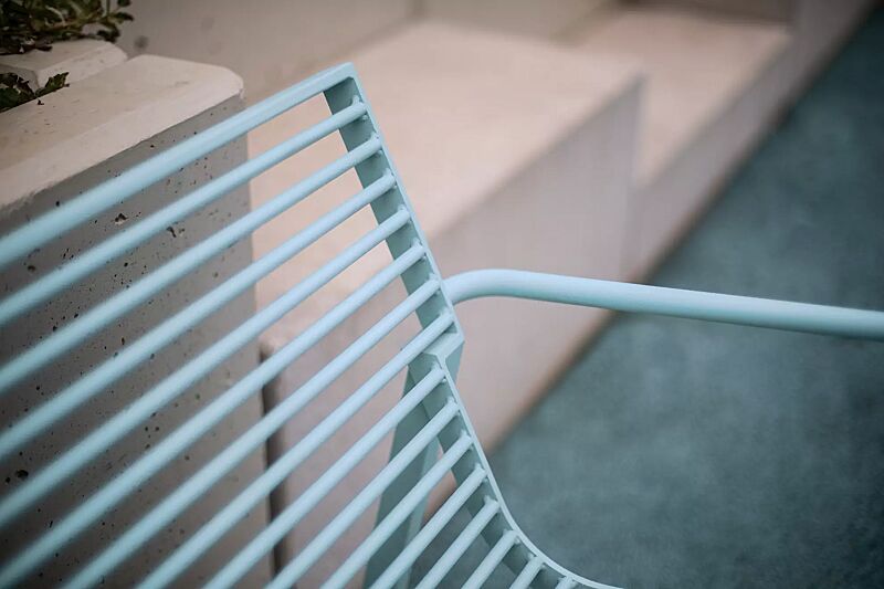 sitzbank-stack__shoKAT0061882 Detail: Rückenlehne aus Rundstahl