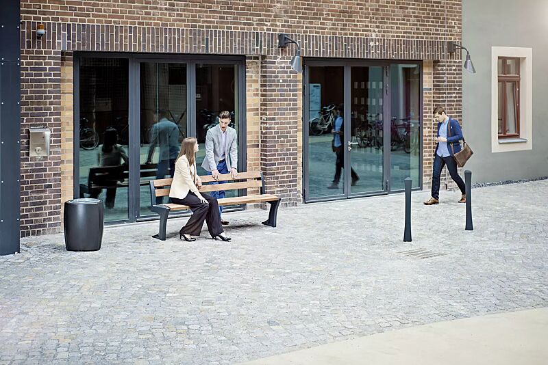 sitzbank-tallin__shoKAT0055585 Kollektion TALLIN bestehend aus Sitzbank, Abfallbehälter und Poller, Aluminiumguss in RAL 7016 anthrazitgrau