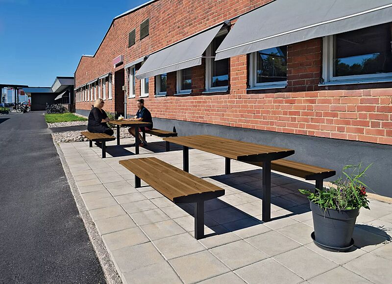 sitzbank-vera-solo__shoKAT0072009 Sitzbank und Tisch VERA SOLO, mit Jatobaholzbelattung, Stahlteile in RAL 7016 anthrazitgrau