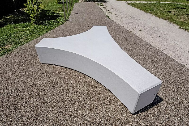 Sitzinsel FOLIA, Beton mit transparenter Beschichtung in naturweiß - 18