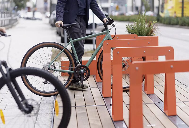 sitzinsel-tasku__shoKAT0076987 Sitzinsel TASKU