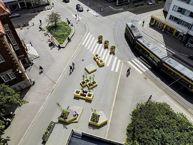 sitzinsel-tasku__shoKAT0076990 Sitzinsel TASKU