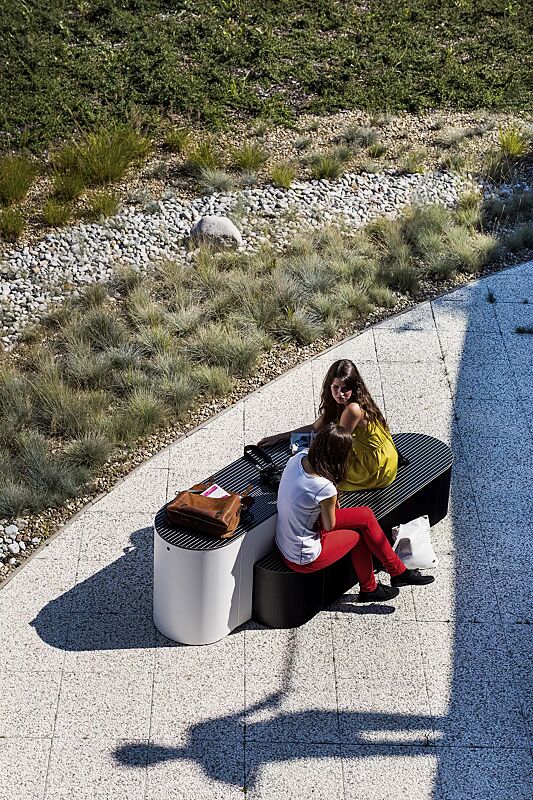 sitzpodest-urban-islands__shoKAT0037985 Sitzpodest URBAN ISLANDS mit HPL-Auflage