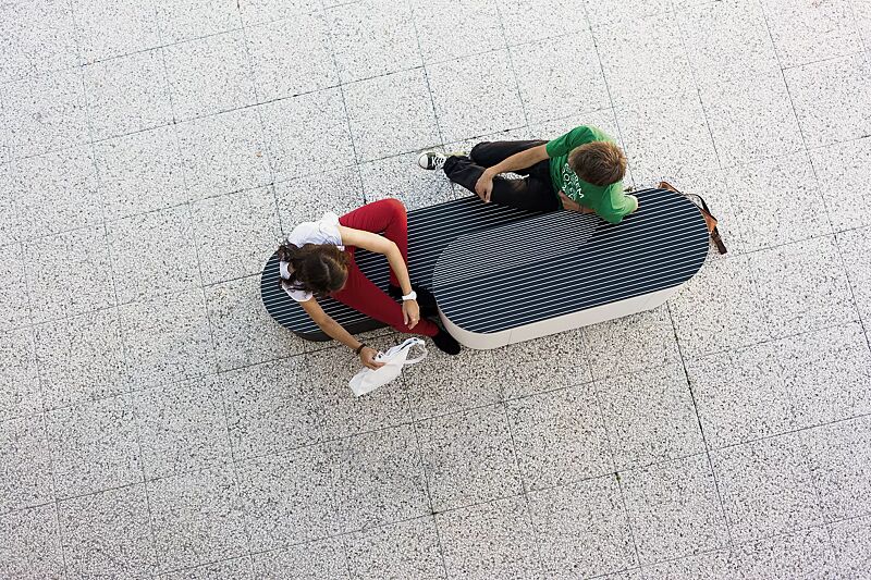 sitzpodest-urban-islands__shoKAT0037986 Sitzpodest URBAN ISLANDS mit HPL-Auflage