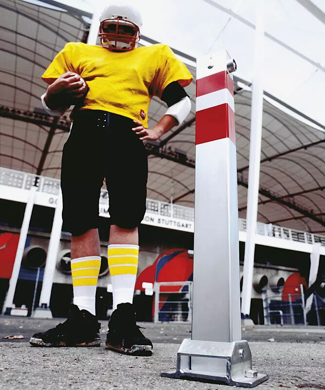 Sperrpfosten PAMPLONA mit Dreikantschloss