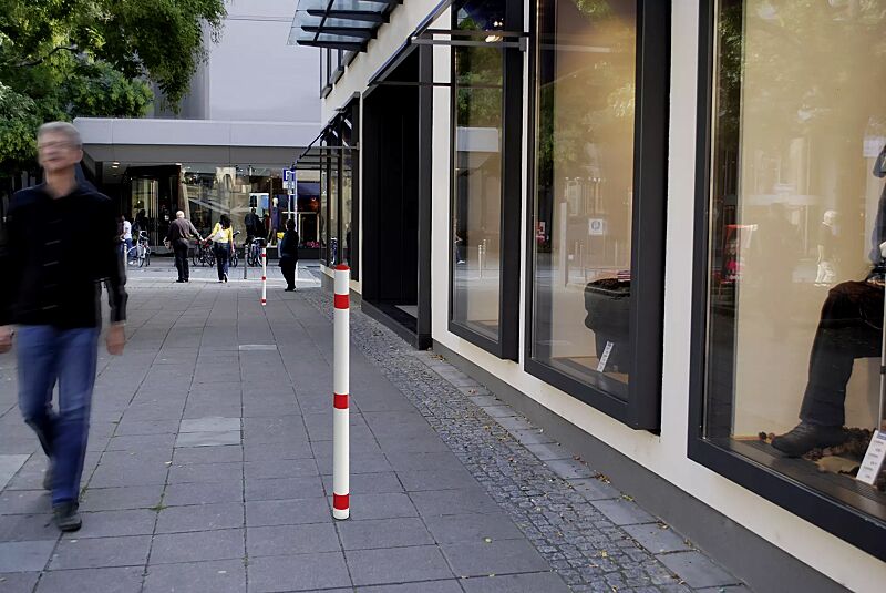 Sperrpfosten RIOJA zum Einbetonieren mit Spitzkopf