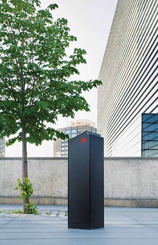 standascher-crystal__shoKAT0056736 Standascher CRYSTAL, in RAL 7016 anthrazitgrau, Siebdruck in RAL 3020 verkehrsrot