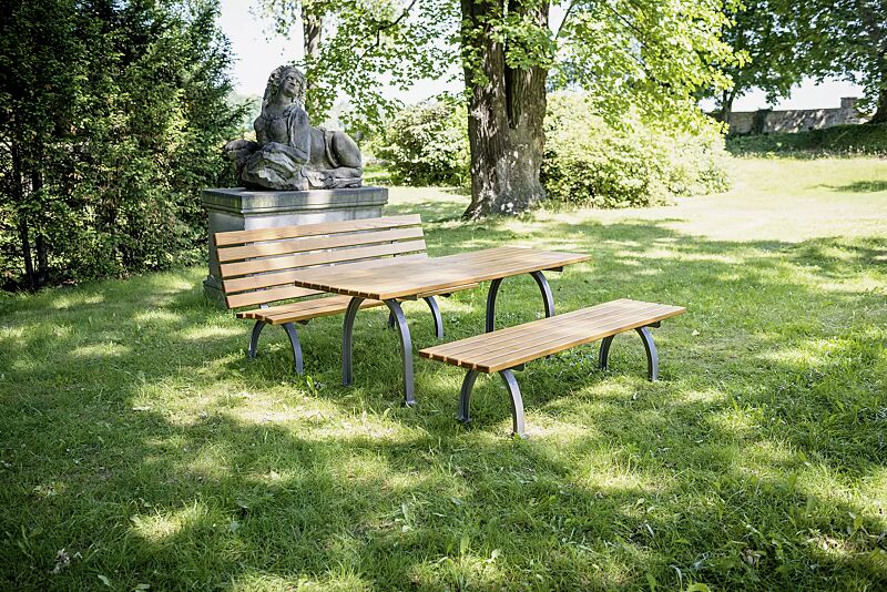 Tisch ELBA und Sitzbänke ELBA ohne und mit Rückenlehne, mit Fichtenholzbelattung