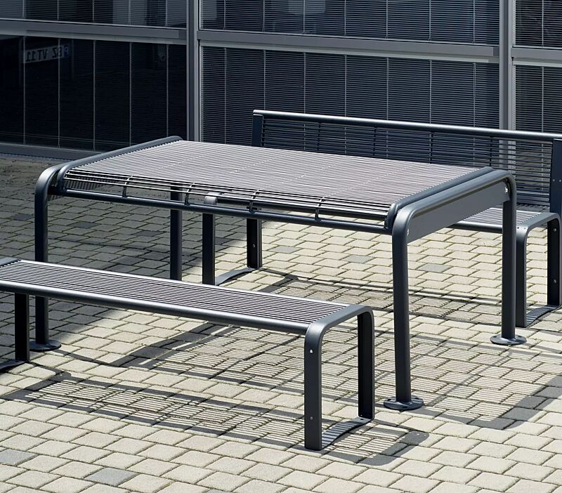 Tisch ETHOS und Sitzbänke ETHOS ohne und mit Rückenlehne, in RAL 7016 anthrazitgrau