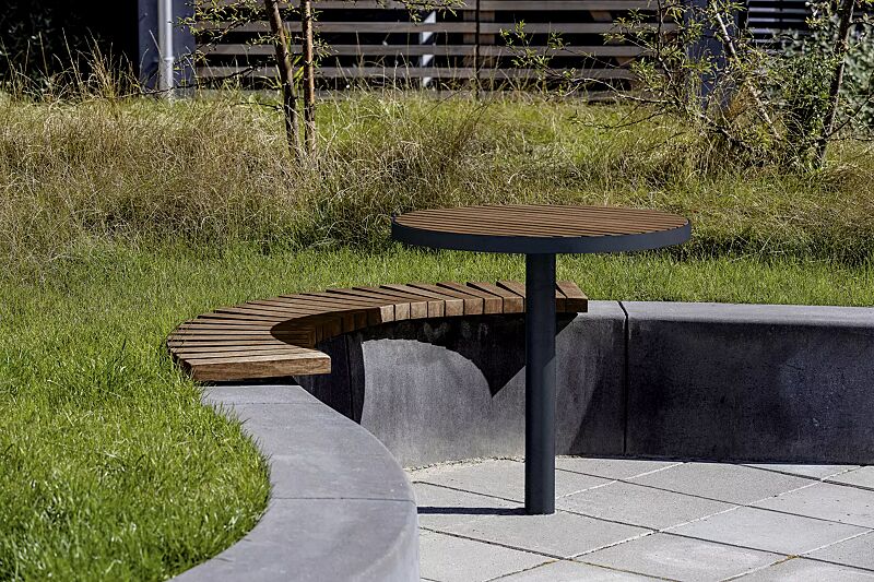 Tisch FJORDPARK, Tischfläche Ø 460 mm, Stahlteile in RAL 7016 anthrazitgrau