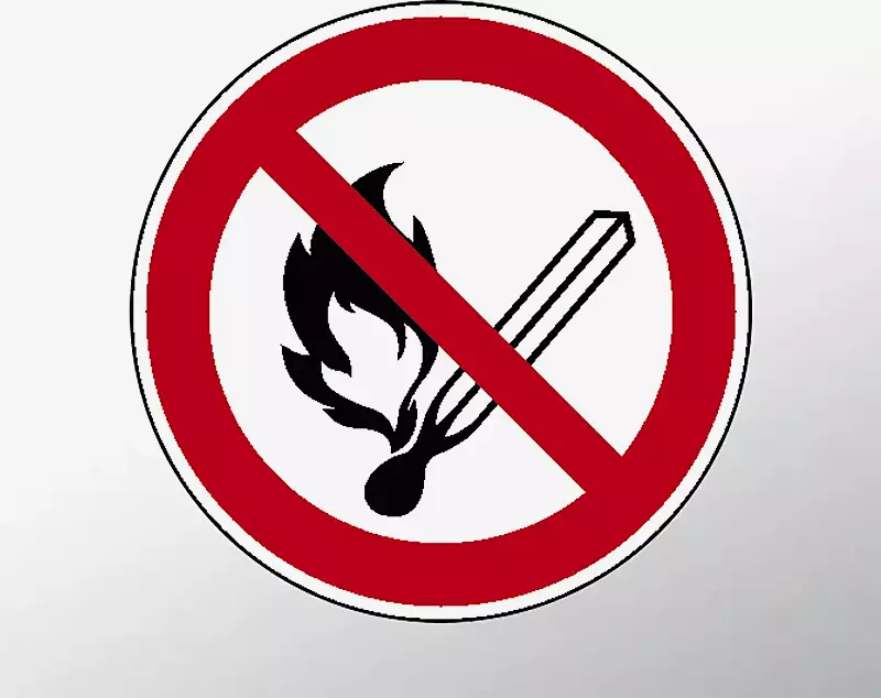 verbotsschild-feuer-offenes-licht-verboten__shoKAT0064876