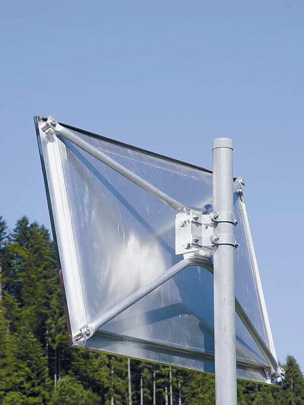 verkehrsspiegel-ice-free__shoKAT0012261