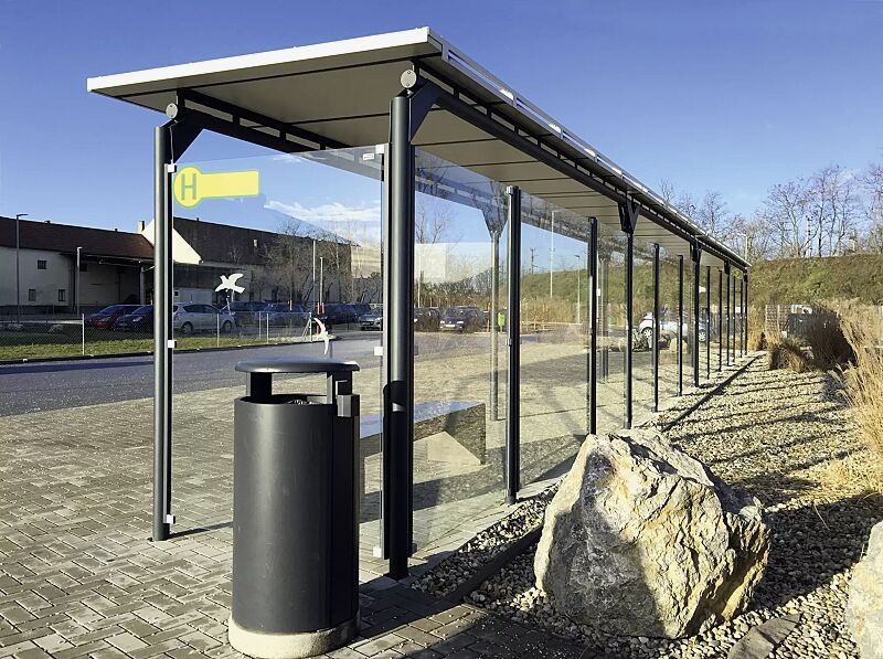 wartehalle-matrix__shoKAT0042169 Wartehalle MATRIX, auftragsbezogene Anpassung, Dachbreite x Dachtiefe 20090 mm x 2750 mm, Rück- / Seitenwände ESG, Klarglas, Stahlkonstruktion in RAL 7016 anthrazitgrau